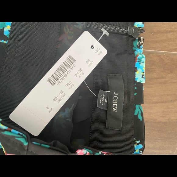 NWT J Crew pleated midi skirt with bee motif - Picture 2 of 2